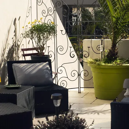 Hotel Bellevue Cannes-2