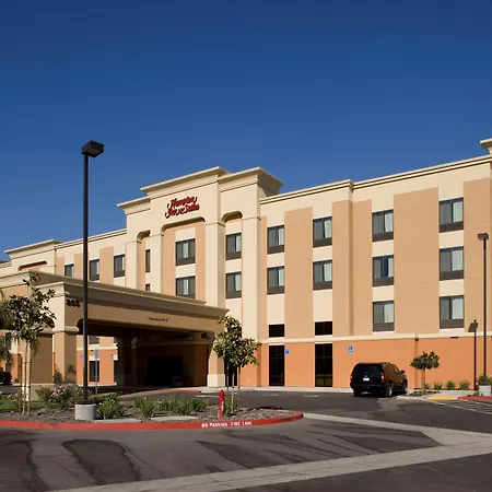 Hampton Inn & Suites Clovis Airport North-2