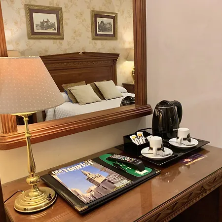 Hotel Europa Boutique Sevilla-3
