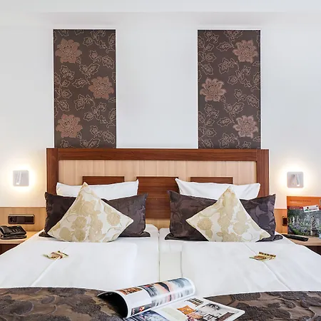 Hotel Rappen Rothenburg ob der Tauber-3