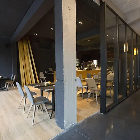 Hotel Vé-2