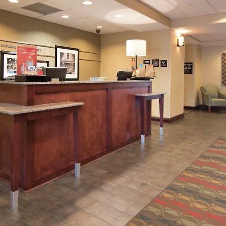 Hampton Inn Yazoo City-3