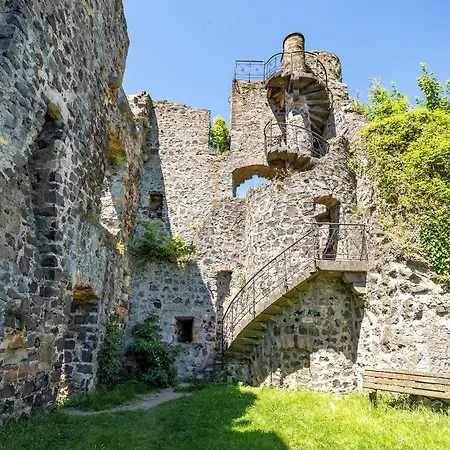 Hotel Burg Staufenberg-2