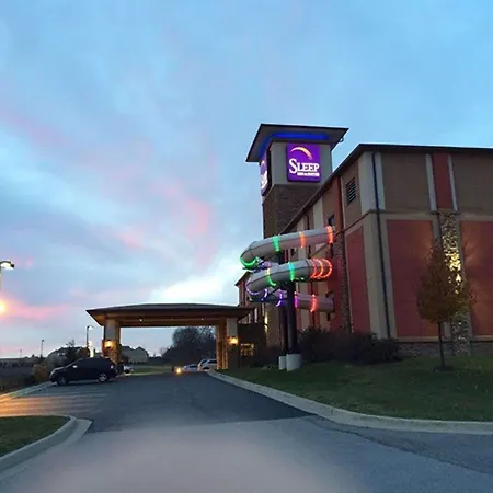 Sleep Inn & Suites Indoor Waterpark-3