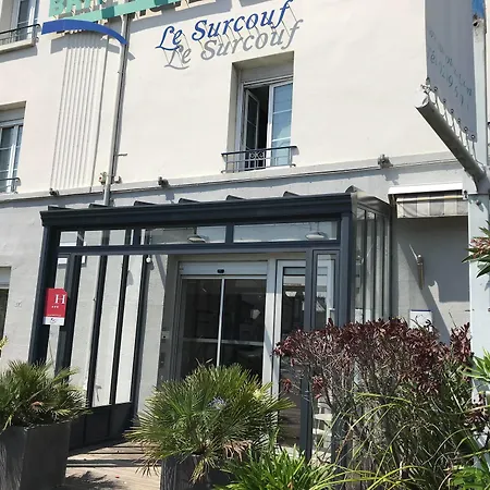 Brit Hotel Le Surcouf-2