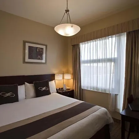 Pointe Plaza Hotel-3
