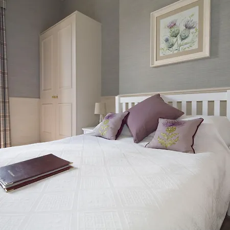 Sherwood Guest House-2