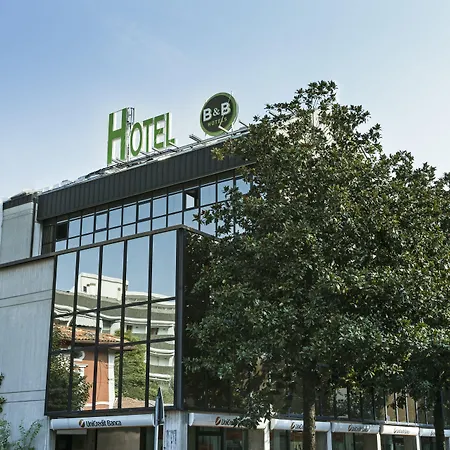 B&B Hotel Udine-3