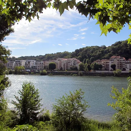 Spark By Hilton Lyon Ouest-2