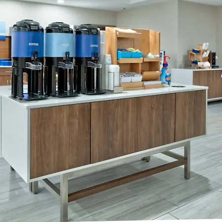 Holiday Inn Express Hotel & Suites Shakopee By Ihg-2