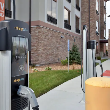 Holiday Inn Express & Suites St Louis Airport By Ihg-3
