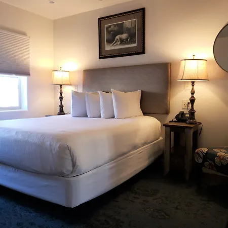 Iron Horse Inn-2