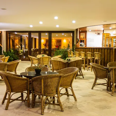 Gungaporanga Hotel (Adults Only)-3