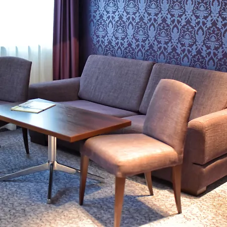 Hotel Zamek Centrum-3