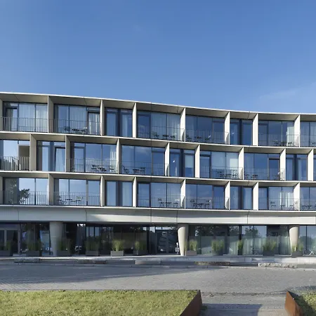 Waveboard Hotel & Boardinghouse-3