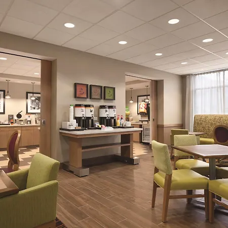 Hampton Inn Brigham City-3