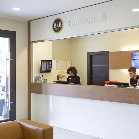 B&B Hotel Bergamo City-3