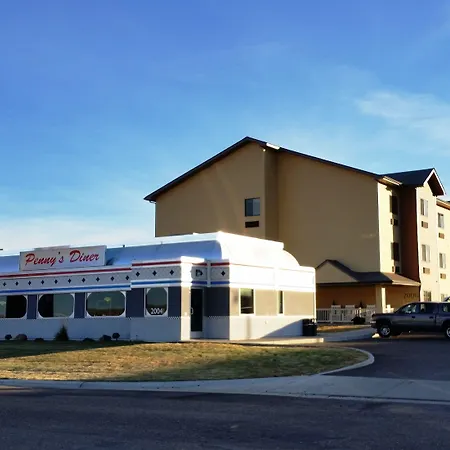 Baymont By Wyndham Glendive-3