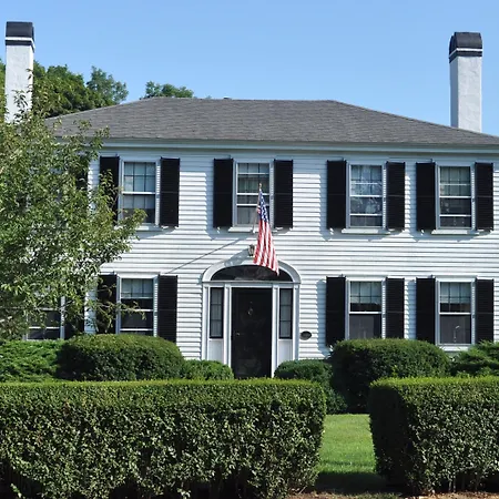 Candleberry Inn On Cape Cod-3
