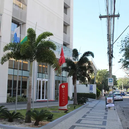 Ramada Hotel & Suites Campos Pelinca-2