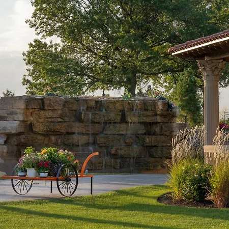 The Drake Oak Brook, Autograph Collection-3