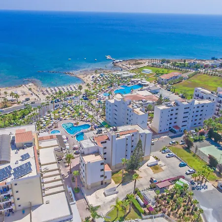 Marlita Beach Hotel Apartments-2