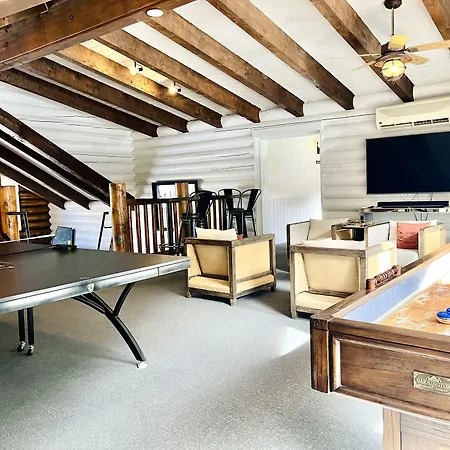 Alaskan Inn And Spa-2