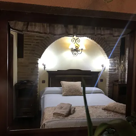 Hospederia Casa De Cisneros-2