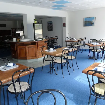 Brit Hotel Confort Gien-2