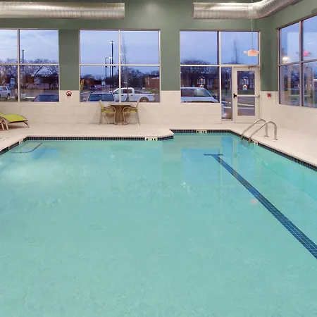 Holiday Inn Express & Suites - Sterling Heights-Detroit Area By Ihg-2