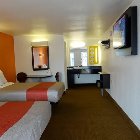 Motel 6-Erie, Pa-2