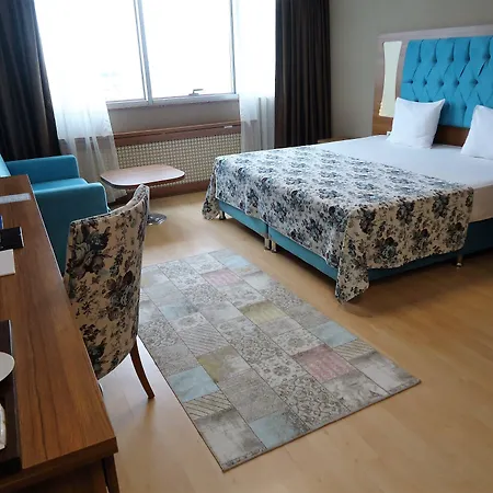Golden Lounge Hotel-2