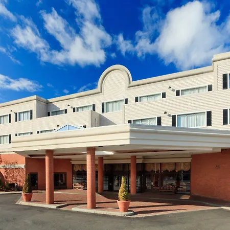 Wyndham Southbury-2
