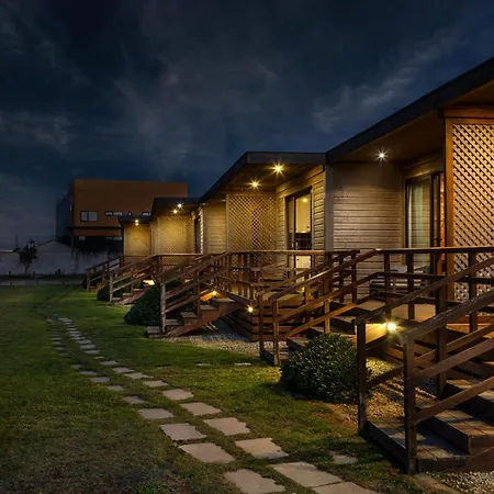 Penichepraia - Bungalows, Campers & Spa-2