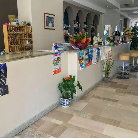 Hotel Excelsior-2