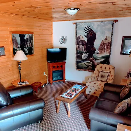 Smoky Falls Lodge-3