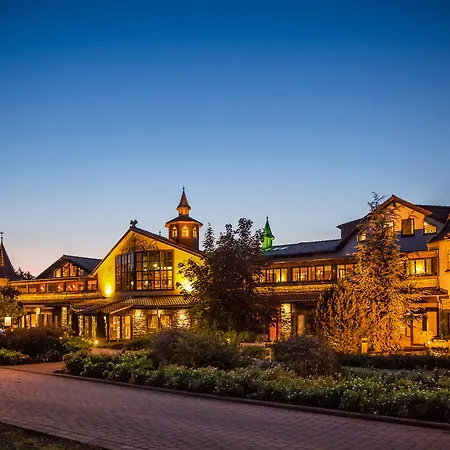 Wellnesshotel Seeschlößchen - Privat- Spa&Naturresort-3