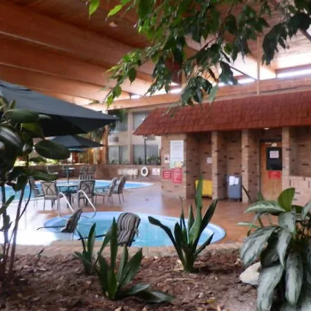 Travelodge By Wyndham Gaylord-2
