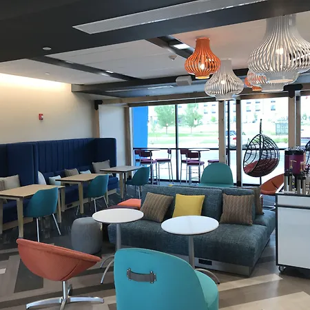 Tru By Hilton Cedar Rapids Westdale-2