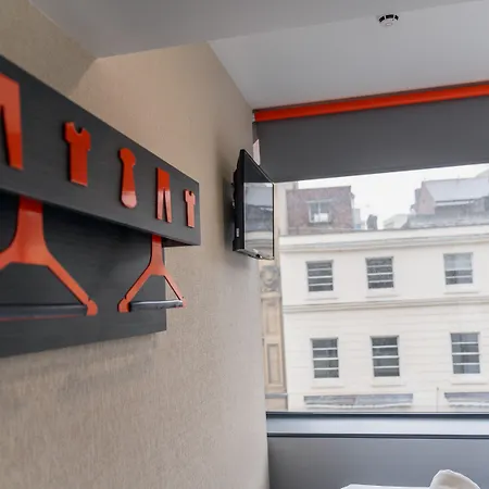 Easyhotel Liverpool-2