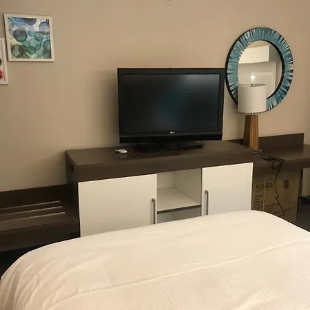 Oasis Inn-3