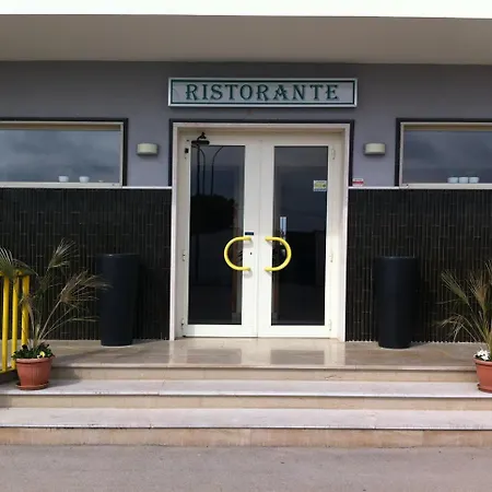 Hotel Atleti - Disponibile stazione ricarica auto elettriche --3