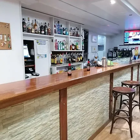 Hostal Adelia-3