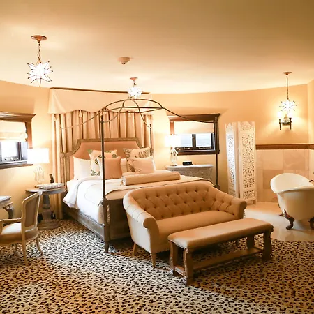 Grand Bohemia-2