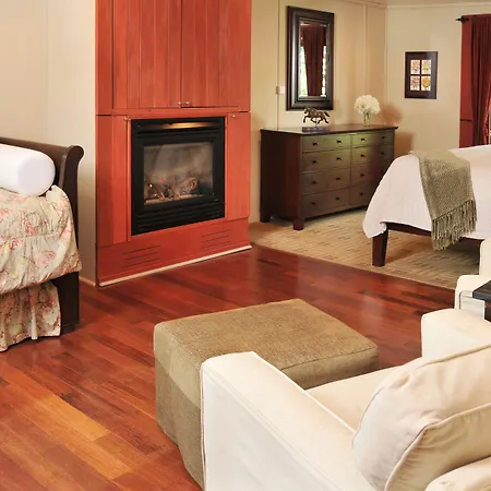 1795 Acorn Inn Bed And Breakfast-2