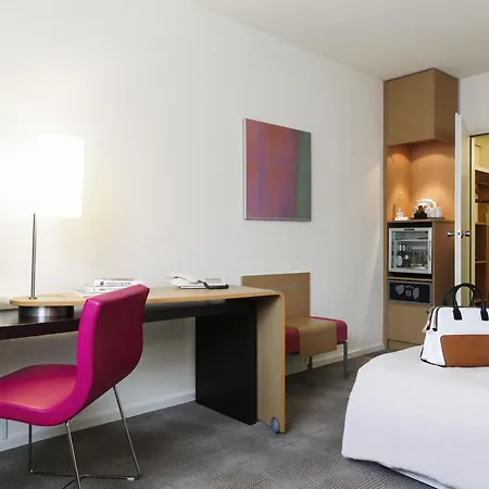 Novotel Frankfurt City-3