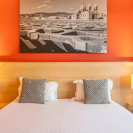 Comfort Aparthotel Zenitude Marseille Prado-2