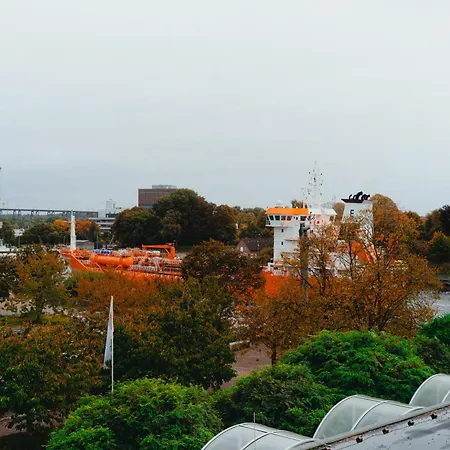 Conventgarten Waterfront - Kiel Canal-2