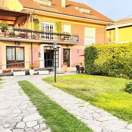 Hotel Armando' S-3