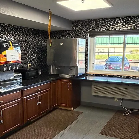 Coratel Inn And Suites By Jasper Stillwater-2